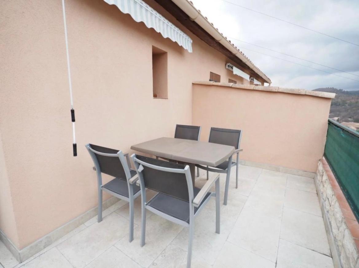 Studio Meuble Avec Terrasse Gréoux-les-Bains Exteriör bild